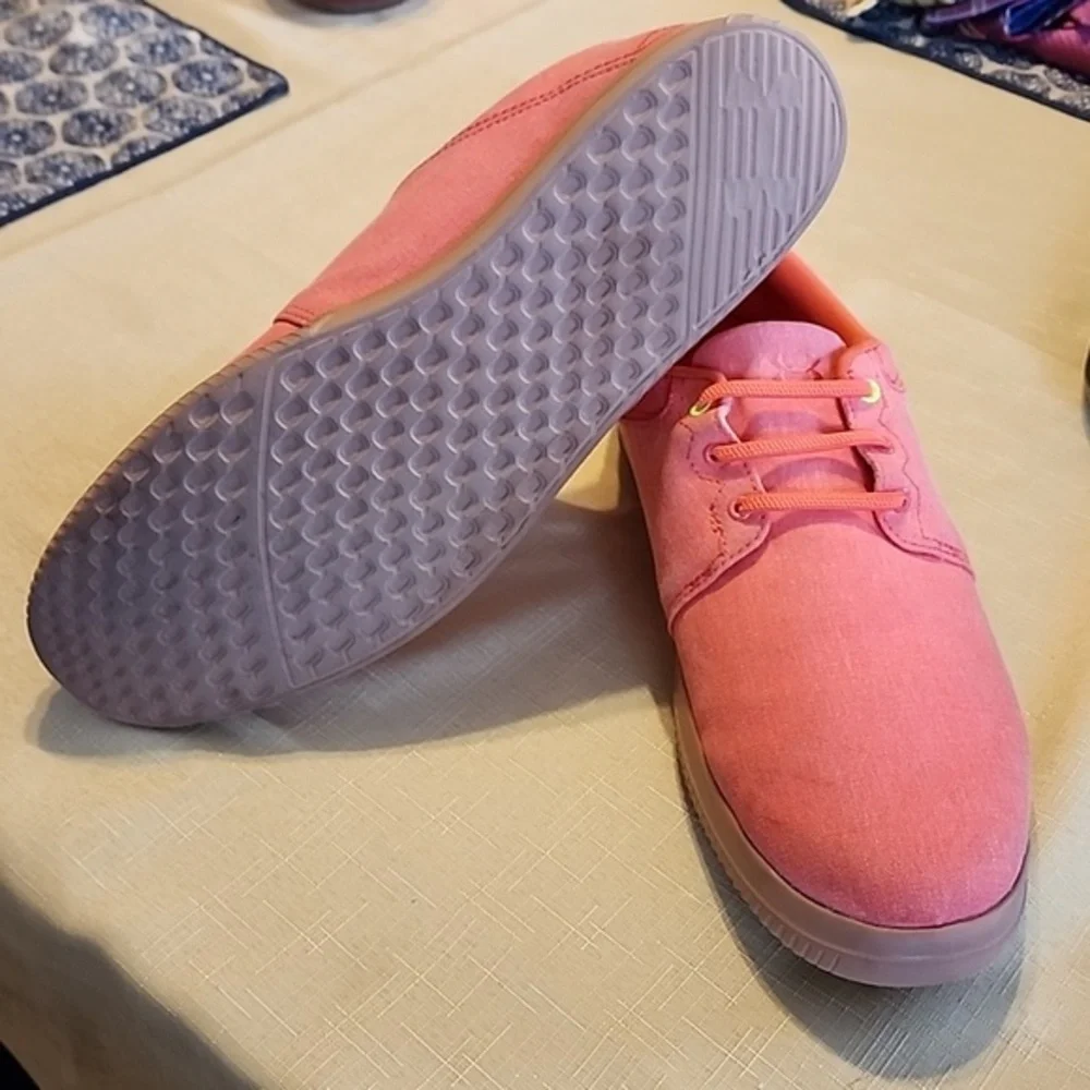 Under armour‎ shoes - Picture 3 of 5